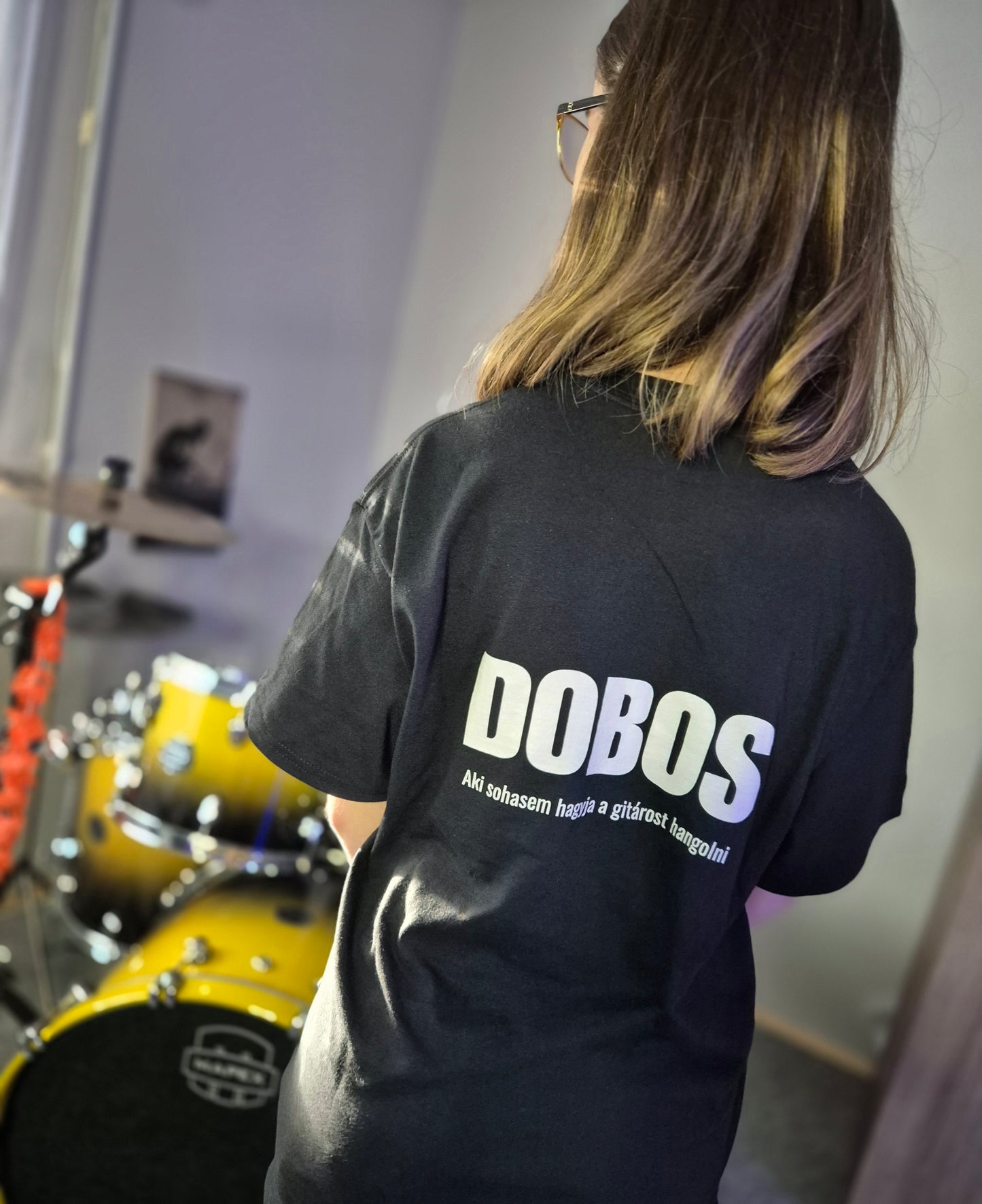 Dobos Póló - "Aki sohasem hagyja a gitárost hangolni"